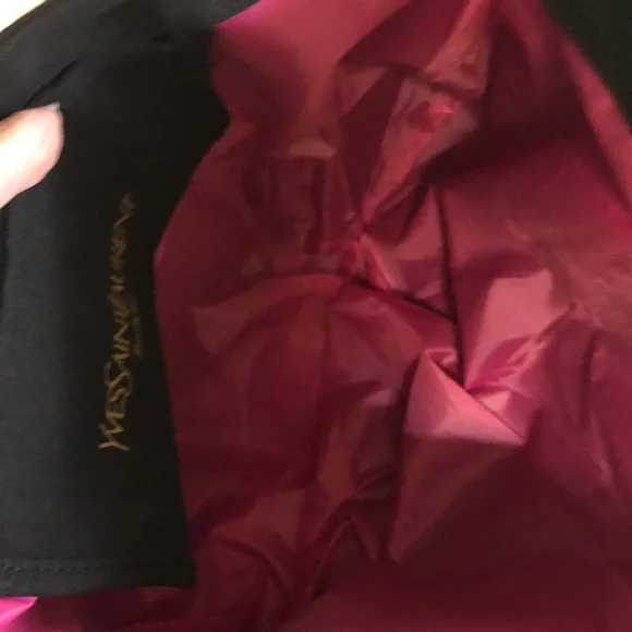 Yves Saint Laurent Black Tote with Gold Logo - Picture 4 of 6